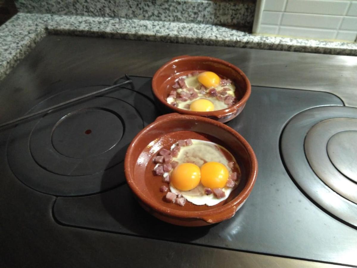 Casa Pepin - Sagasta Rural Oviedo Guest House ภายนอก รูปภาพ
